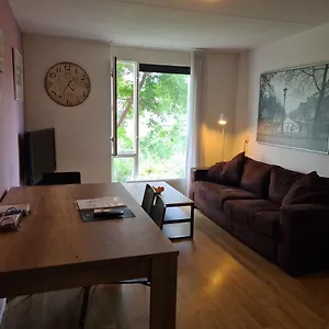 Privatunterkunft Johan's With Roofterrace And Cheap Parking - Since 2014